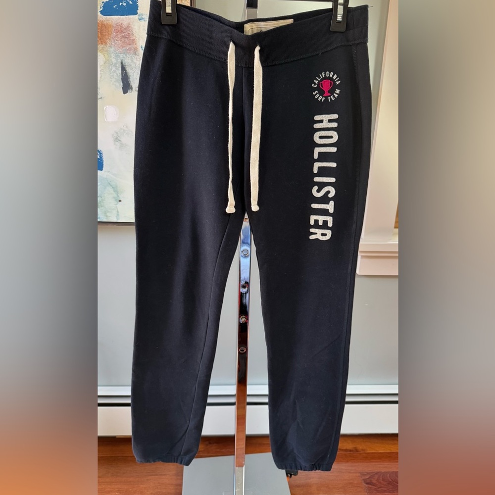 Hollister Black Jogger Pants ,California Surf Team  Emblem, Size Small